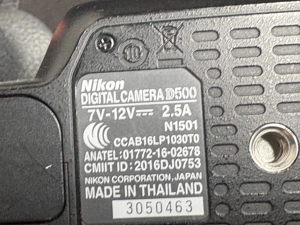 Nikon D500 20.9 MP Digital SLR Camera-Black *Shutter Count 34162* - image 4 of 4