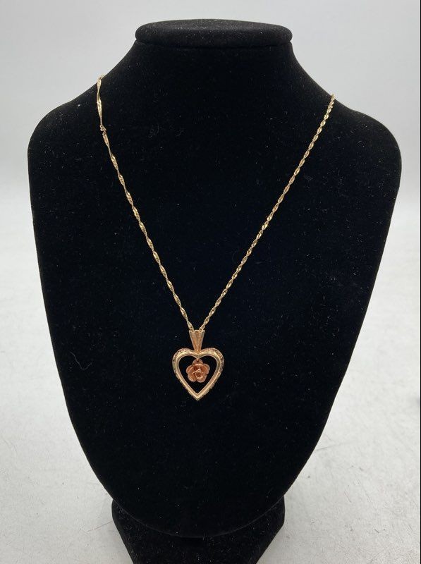 14k Yellow Gold Chain Necklace With 10k Heart Charm 5.52 Grams