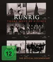 There Must Be A Place | Runrig | Blu-Ray | 2021 | EAN 0190759691595