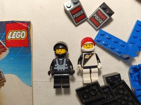 LEGO SPACE M-TRON 6877 Vector BLACKTRON 6894 Invader SPACE POLICE 6895 Spy-Trak