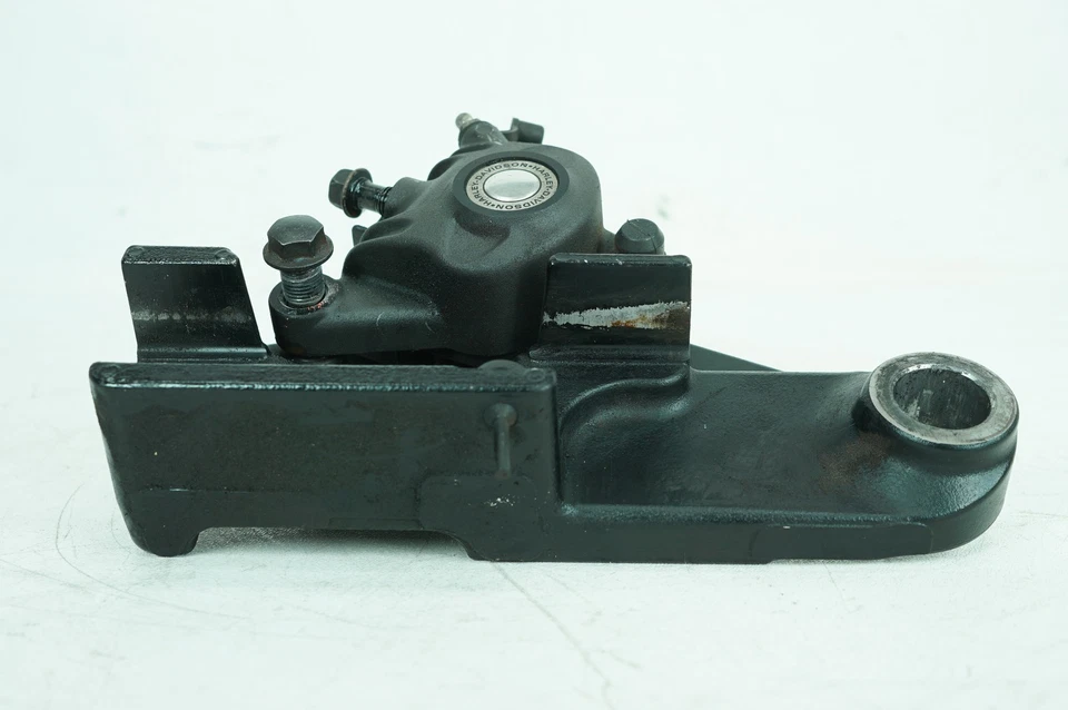 Pinza de freno trasera Harley Sportster XL883N hierro OEM con soporte 42881-10 Foto 3 de 4