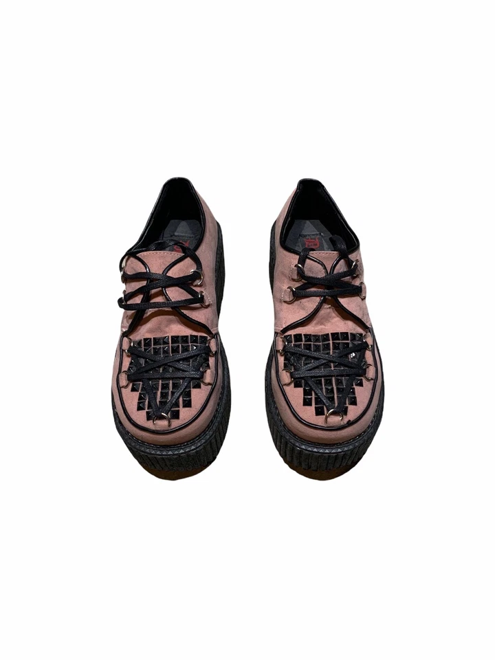 Demonia CREEPER-216 3" PF Creeper con tachuelas piramidales pentagrama y detalle de anillos en D Foto 2 de 4