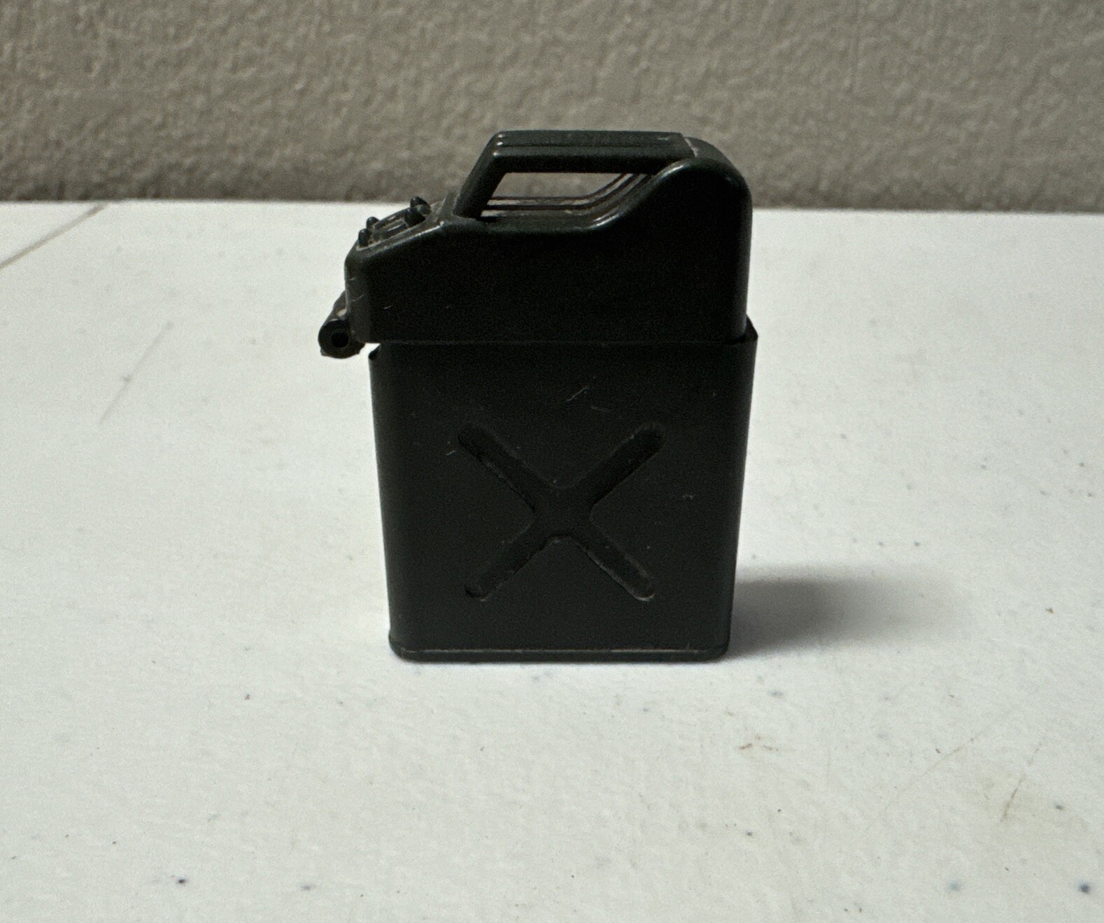 Working Vintage Jerrican Original Lighter Green Military  7271/27 Jerry Can