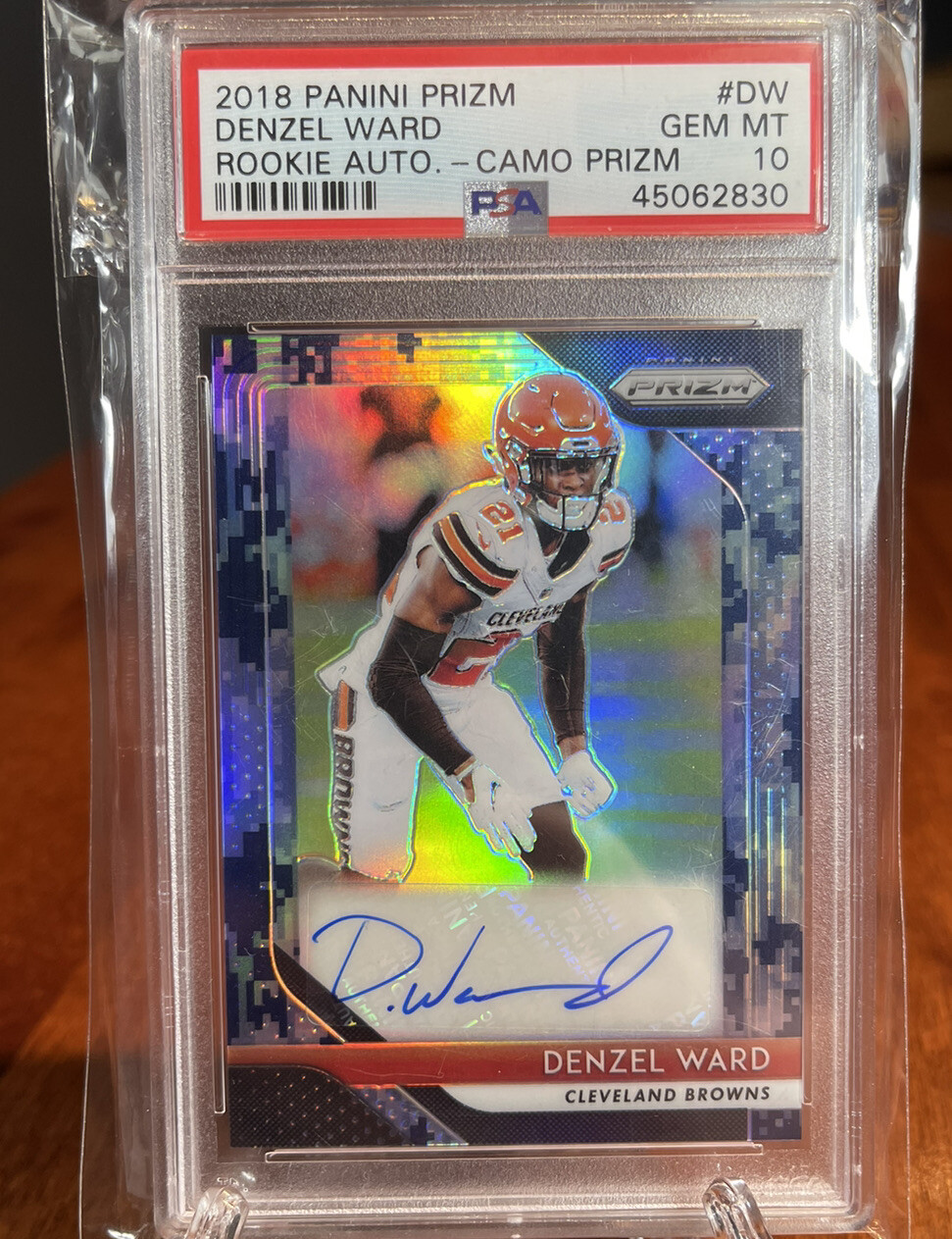 Denzel Ward Panini Prizm Rookie Autographs #DW Camo