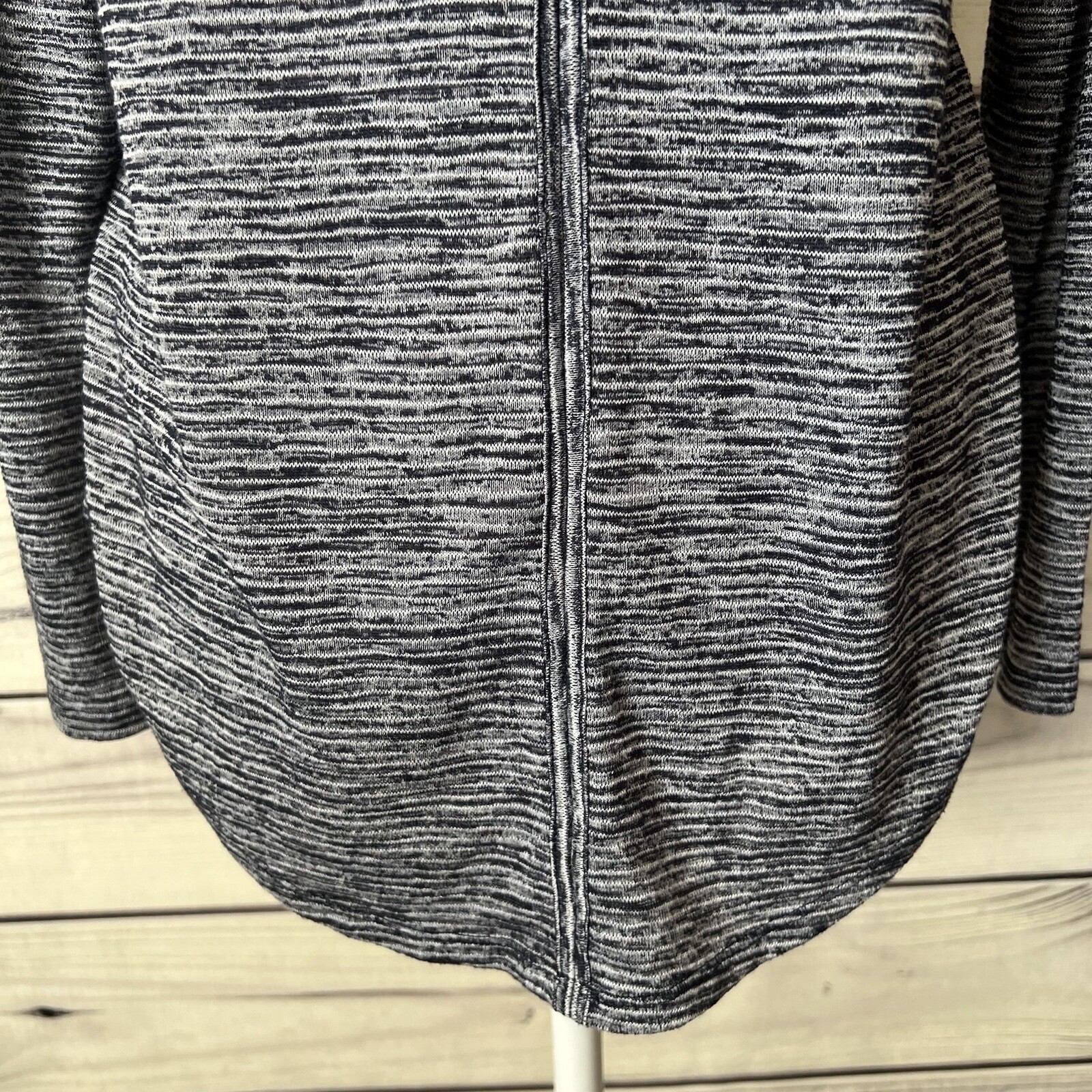 Athleta Navy Striped Breezy Split Back Athletic T… - image 9