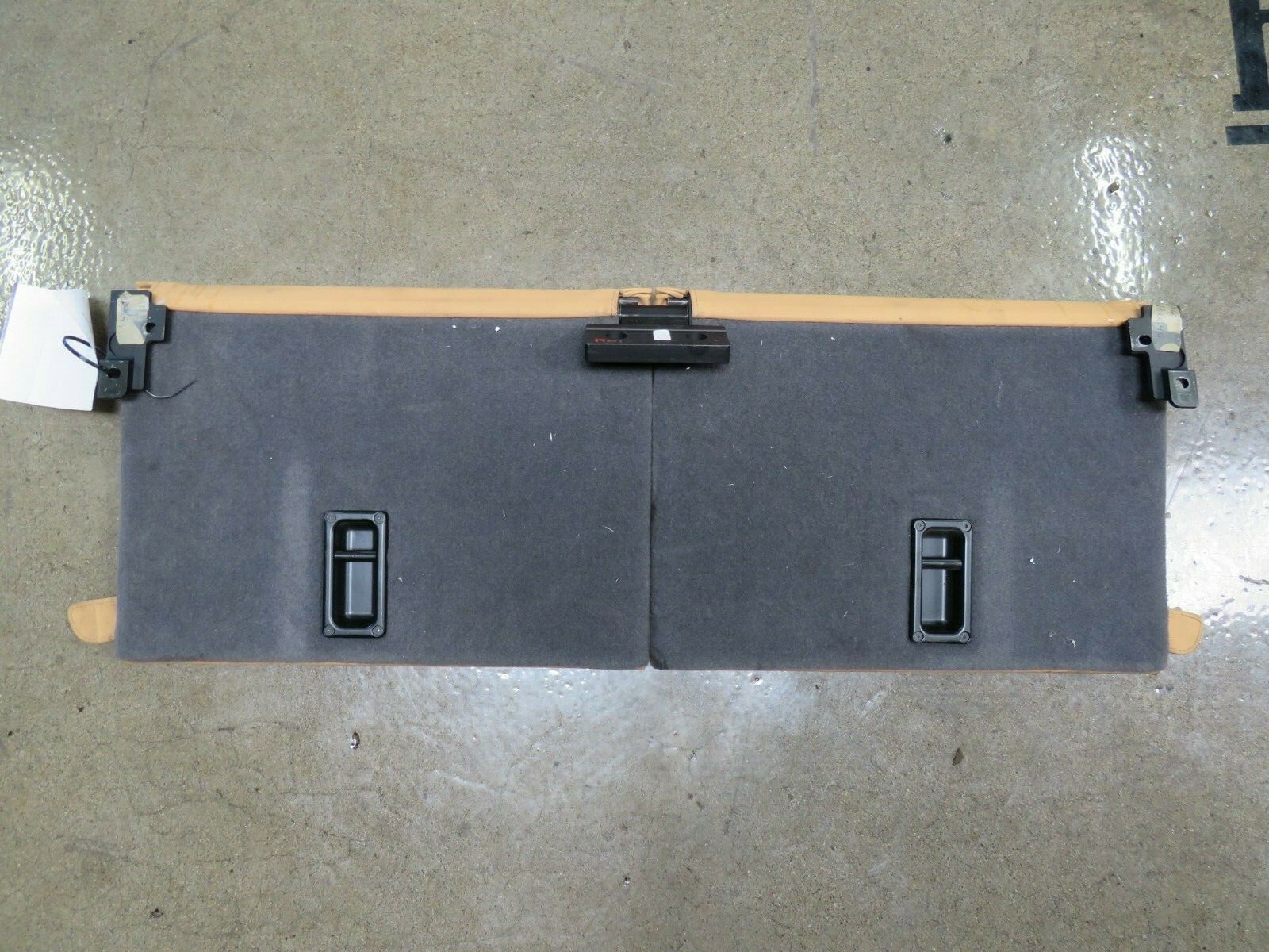 Ferrari California, Rear Seat Back Section Set, Cuoio/Leather, Used P/N 8209410