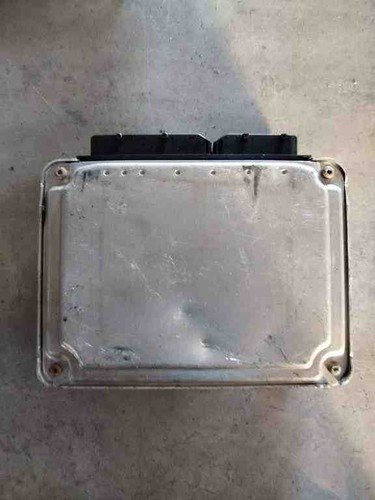 AUDI A4 Avant 8E5, B6 Motorsteuergerät ECU 8e0909559 3.00 Petrol 2003 32006815