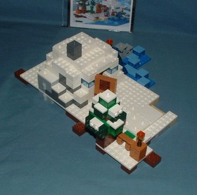 MINECRAFT, THE SNOW HIDEOUT SET 21120 - LEGO - 2015 - USED