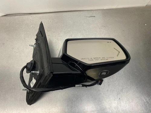 2015-2020 Chevy Suburban Tahoe GMC Yukon Right Side Signal Door Mirror OEM