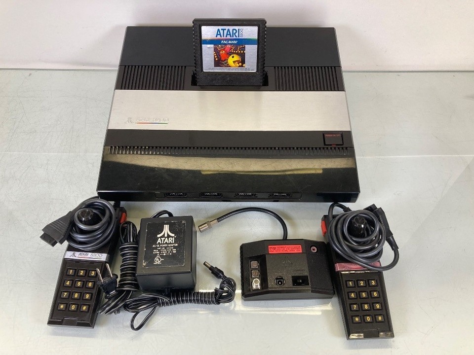 Vintage Atari 5200 4 Port Gaming Console With 2 Controllers & PacMan Game