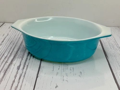 Vintage Pyrex 043 Oval Turquoise Casserole 1 ½ Qt Dish 1960s Mid Century -No Lid