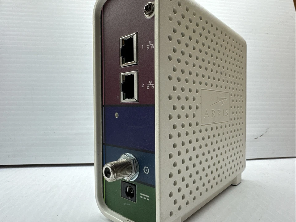 Arris Surfboard SBG6700AC DOCSIS 3.0 Cable Modem Wi-Fi Router Combo - Image 4 of 4
