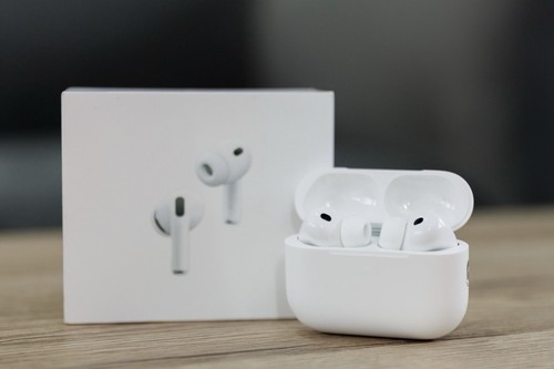 NEW Sealed Pro 3rd generation Wireless In-Ear Bluetooth ActiveNoiseCancellation