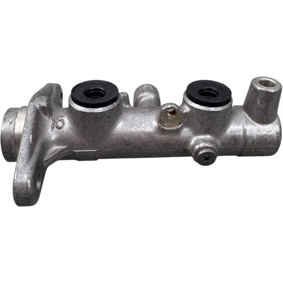 Cilindro maestro REMAN CARDONE 11-2464 PARA 88--03 Raider Mighty Montero (S) Ram50 Foto 2 de 4