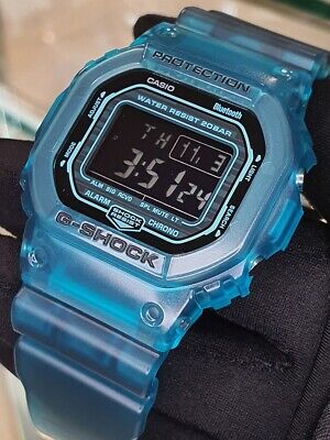 Casio G-Shock DW-B5600G-2DR Green Resin Strap Men Watch Casio G-Shock DW-B5600G-2DR Green Resin Strap Men Watch
