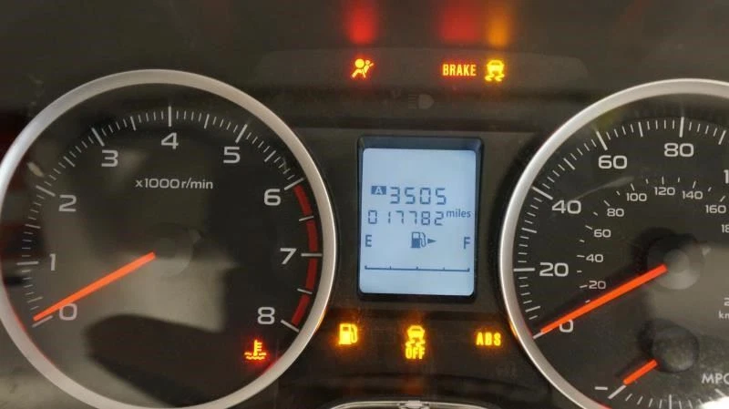 Velocímetro Subaru Forester 14 kilometraje 17.782 OEM 85002SG420 Foto 4 de 4