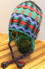 VINTAGE MOUNTAIN LADIES  EWE YOUTH WINTER KNIT TASSEL HAT MULTI-COLORED VGC 15