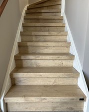 Renovierungsstufe / Treppenstufe Trepsa Laminat Setzstufen in mehreren Dekoren