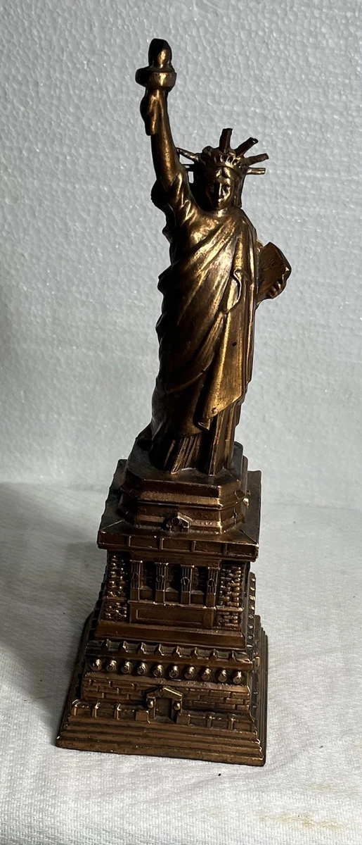 アンティーク雑貨 Statue of Liberty Bank Statue Of Liberty Bank In other Collectible Still & Piggy Banks