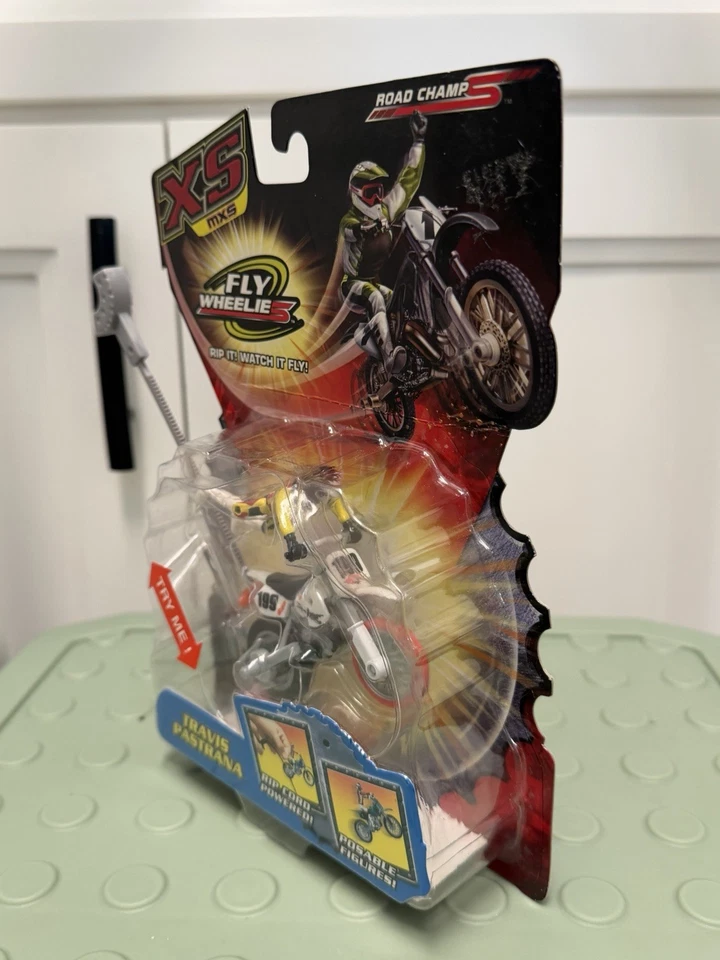 2005 Road Champs MXS Travis Pastrana #199 Fly Wheelies Dirtbike Toy XS Rare New - Image 3 of 4