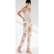 BDG Urban Outfitters High Rise Floral Mom Jeans Womens 27 Pink Rose Print Slim