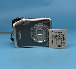 Fujifilm Finepix V10 | eBay