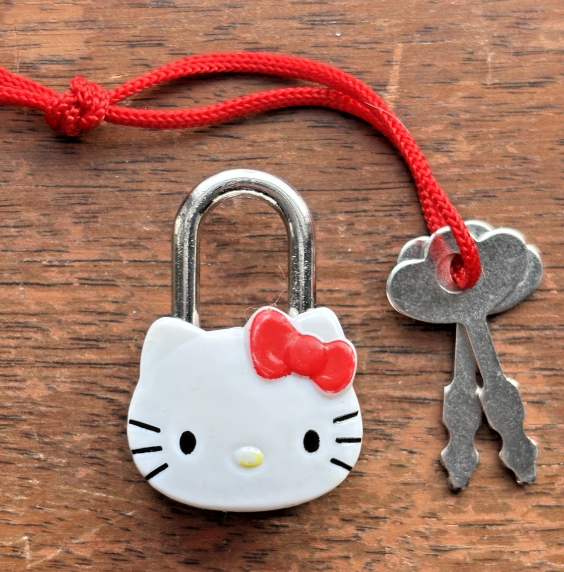 Hello Kitty Padlock and Keys Set | Vintage 90s | Sanrio Retro