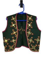 Vintage Handmade Embroidered Vest Child 4-6 Green India Used