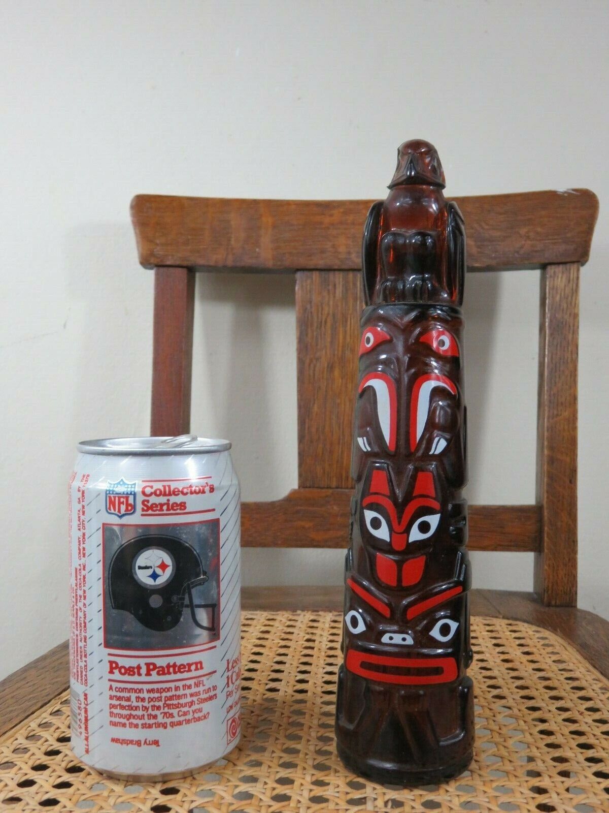 AVON TIKI TOTEM POLE WILD COUNTRY AFTERSHAVE BOTTLE