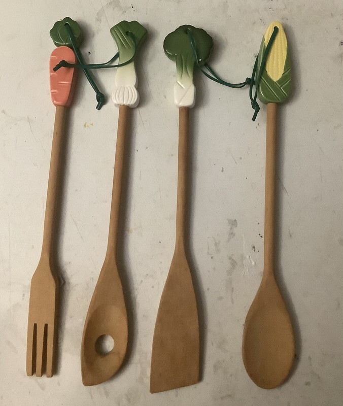 Four Piece Wooden & Ceramic Veg Top Wooden Spoon Set