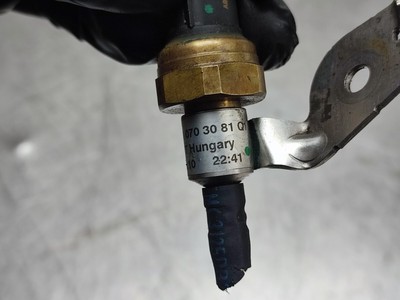 Mercedes-Benz W212 220 CDI Fuel Pressure Sensor A6510703081 Q2 for 