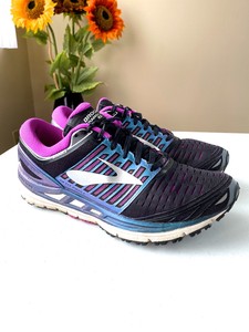 transcend 5 brooks womens