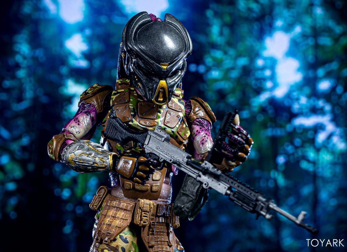 PREDATOR　EMISSARYPREDATOR　フィギュア GUARANTEED AUTHENTIC NECA THE PREDATOR 7