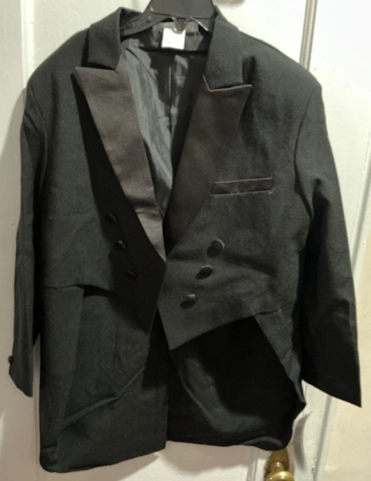 CAUDA SMOKING PRETA - Completo inclui casaco de cauda, calças, camisa, colete e gravata tamanho 8 - Imagem 4 de 4