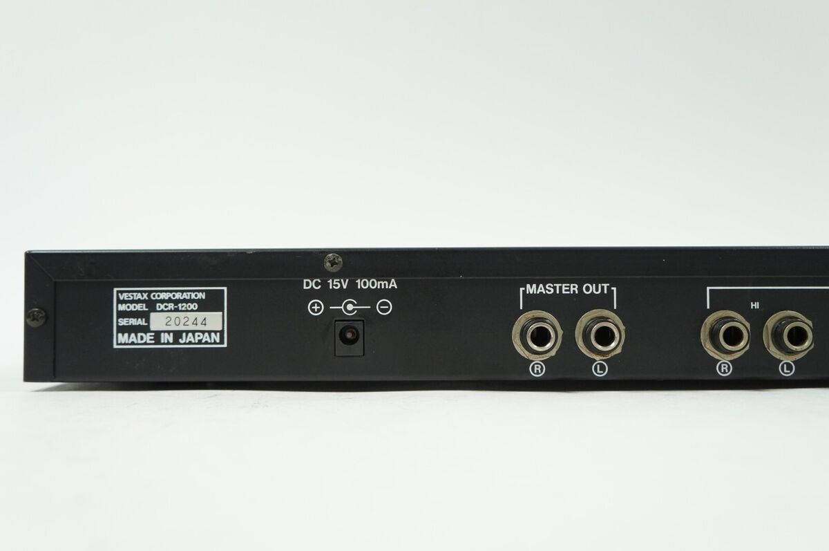 Vestax DCR-1200 3 Band Isolater DCR1200 DJ EQ Filter w/ 100 Vestax DCR-1200 3 Band Isolater DCR1200 DJ EQ Filter w/ 100