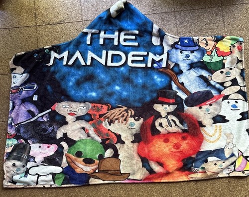 The Mandem Fleece Hood Blanket Roblox - 第 1/1 張圖片