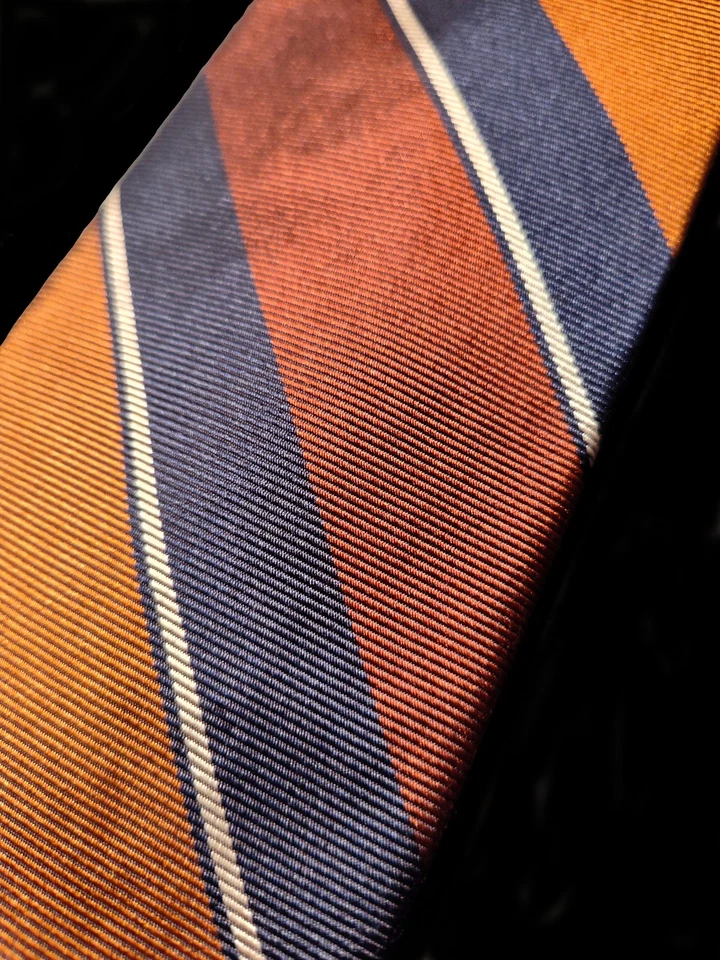 Paul Fredrick 真丝条纹领带 - 生锈/海军蓝 — 第 2/4 张图片