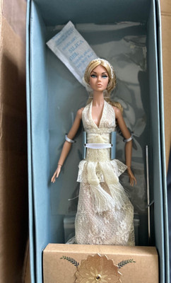 FASHION ROYALTY Poppy Parker SUMMER OF LOVE IFDC Conv INTEGRITY TOYS DOLL NRFB