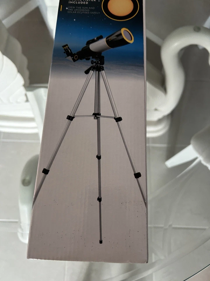 National Geographic 70MM Refracting Telescope with Case - Image 3 of 4
