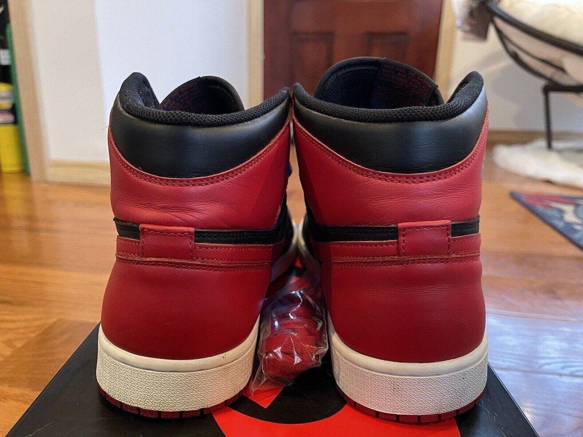 Nike Air Jordan 1 Retro High OG Banned Bred 2013 Patent Black Red 