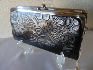 New Hobo International Lauren Double Frame Tooled Leather Clutch Wallet