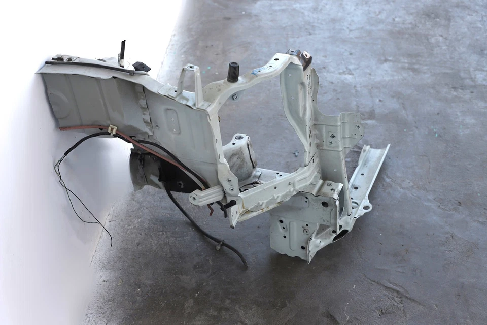 Mampara abalantal lateral derecho soporte radiador Honda Element 09-11 60400-SCV-A50, A9 Foto 3 de 3