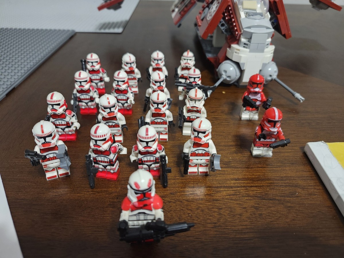 Lego Star Wars Coruscant Graurd Gunship set 75354 plus minifigs | eBay