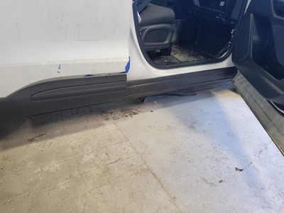Passenger Right Rocker Panel Moulding Fits 22-25 EXPLORER 576550