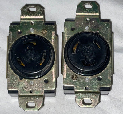GE 20 A 250V 3P TWIST LOCK RECEPTACLE Grounding 3 Wire Electrical