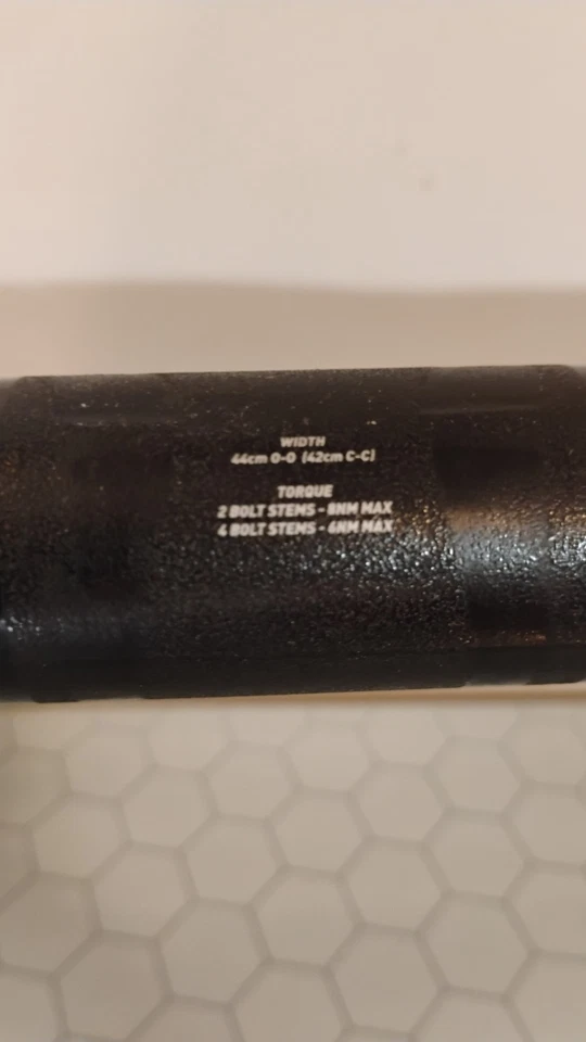 Manillar de carbono Zipp corto y poco profundo 42 cm 180 g Foto 2 de 4