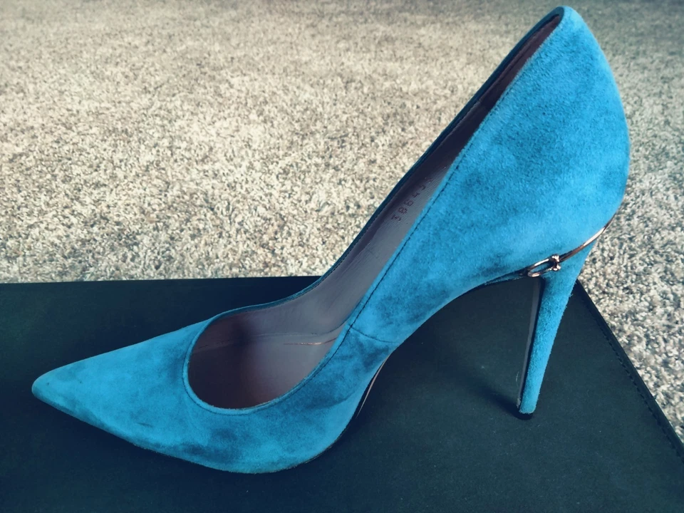 Gucci Women's Horsebit Pointed Toe Suede Pumps in Blue Size EU 39 - Image 3 of 4