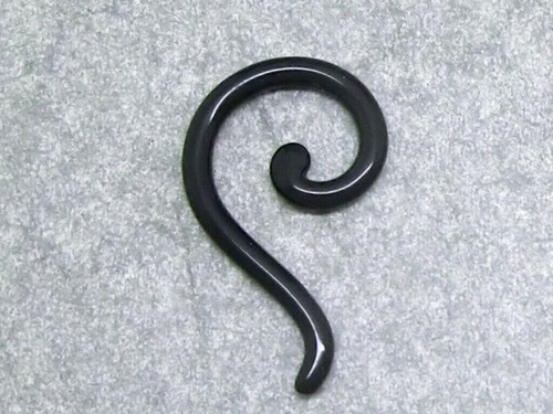 Dehnpiercing Dehner Spirale Schnecke Kunststoff schwarz Ø 3 - 8mm Sichel Stab - Bild 2 von 5