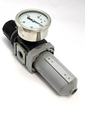 Parker P32EA93EMMBNNP Pneumatic Filter Regulator w/ Gauge