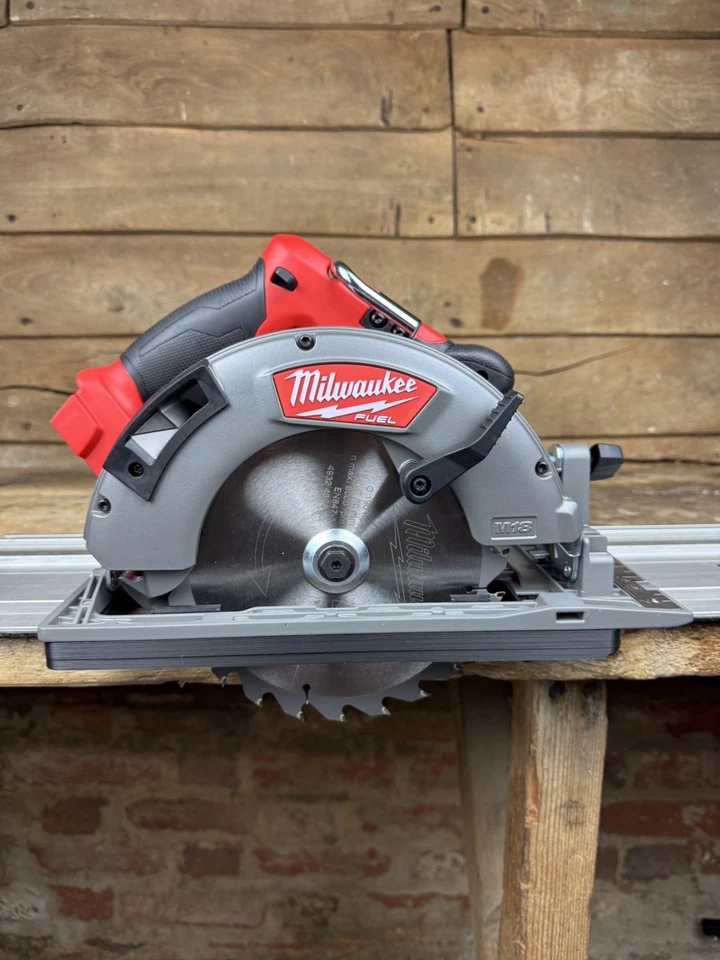 TOOLAX adaptor / skid plate for Milwaukee M18 CCS66 to fit Evolution Guide Rail - Image 3 of 4